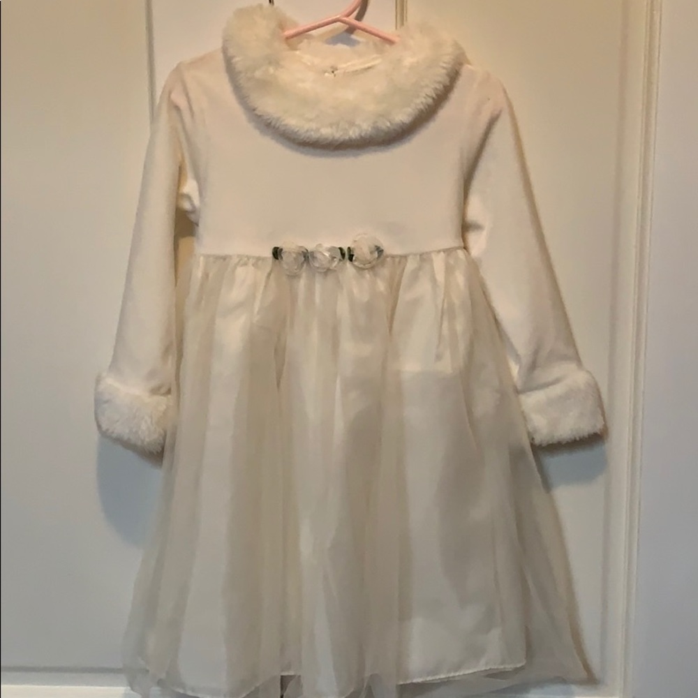 Little girls size 3t cream winter style dress
